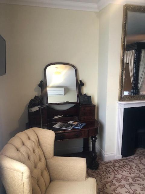 Colchester Boutique Hotel Phòng bức ảnh